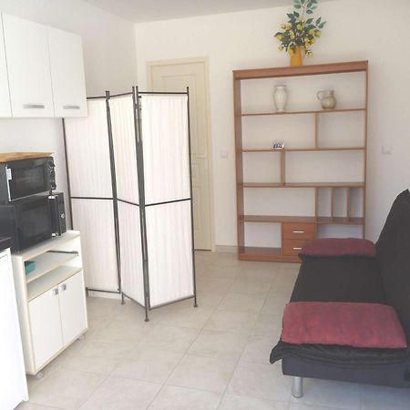 Studio Charmant A 2 Pas De La Plage Avec Terrasse Et Parking - Fr-1-387-124 Марсейан Экстерьер фото